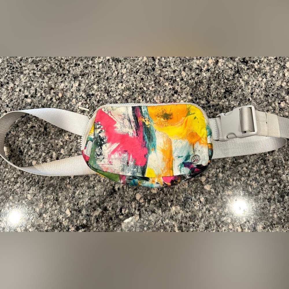 Lululemon Belt Bag